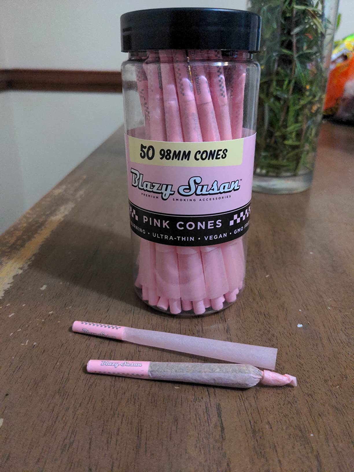 Blazy Susan Cones 50 count . king size pink