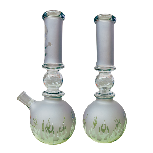 GLASS WATER PIPE 8 IN